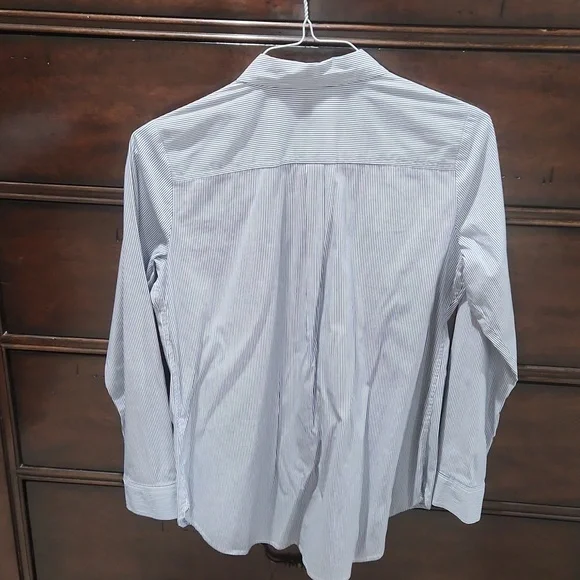Blue and White striped cotton blend blouse in great condition! Medium - Picture 5 of 7